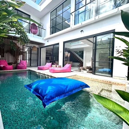 Luxury Villa Devina I Seminyak I Yoga & Gym Екстер'єр фото