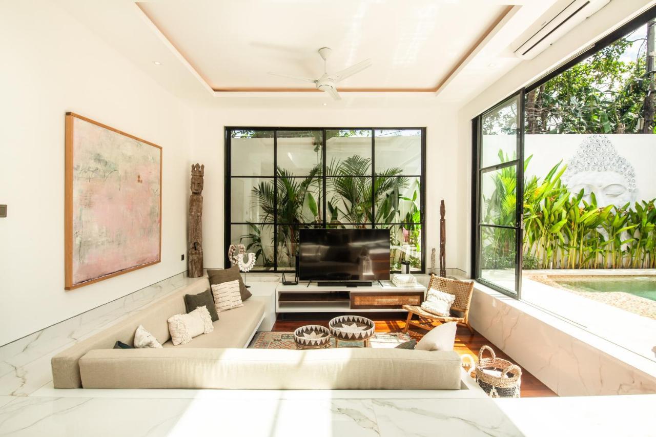 Luxury Villa Devina I Seminyak I Yoga & Gym Екстер'єр фото
